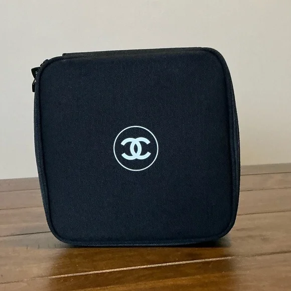 Chanel Beauty Makeup Bag/Vanity w/ Mirror - Picture 1 of 4